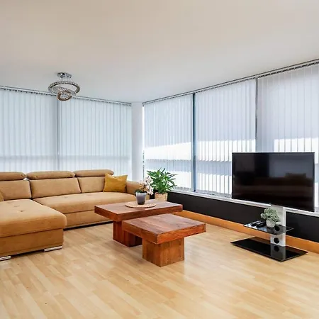 The Exquisite Penthouse Of Leeds - Sleeps 8 Apartment Leeds (West Yorkshire)