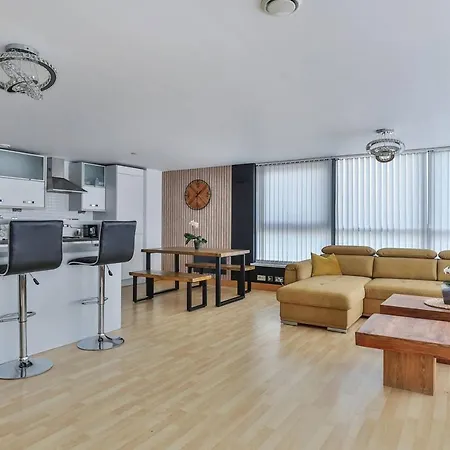 The Exquisite Penthouse Of Leeds - Sleeps 8 Apartment Leeds (West Yorkshire)