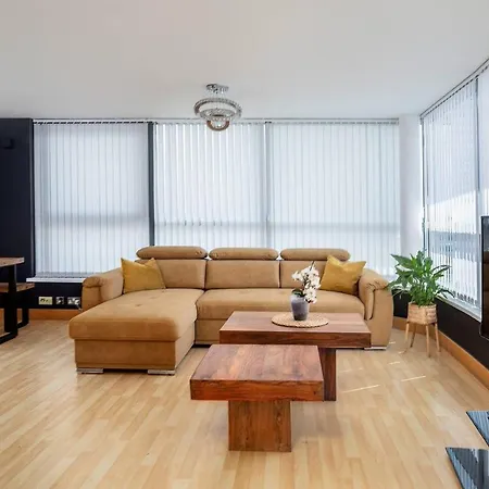 شقة The Exquisite Penthouse Of Leeds - Sleeps 8 *