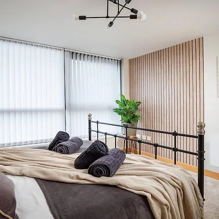 شقة The Exquisite Penthouse Of Leeds - Sleeps 8