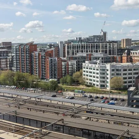 The Exquisite Penthouse Of Leeds - Sleeps 8 شقة ليدز
