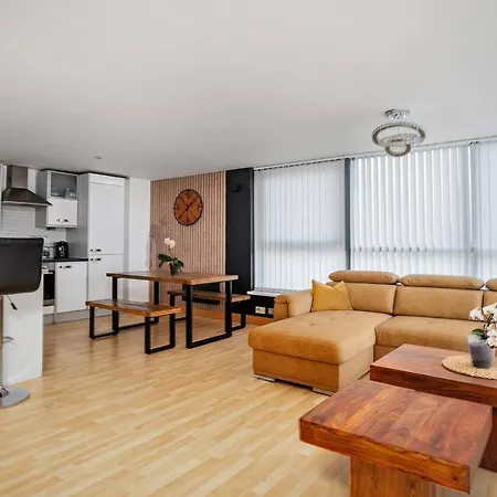The Exquisite Penthouse Of Leeds - Sleeps 8 *